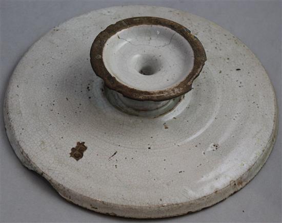 A Deruta maiolica tazza, Italy, first half 17th century, 22.7cm, some losses